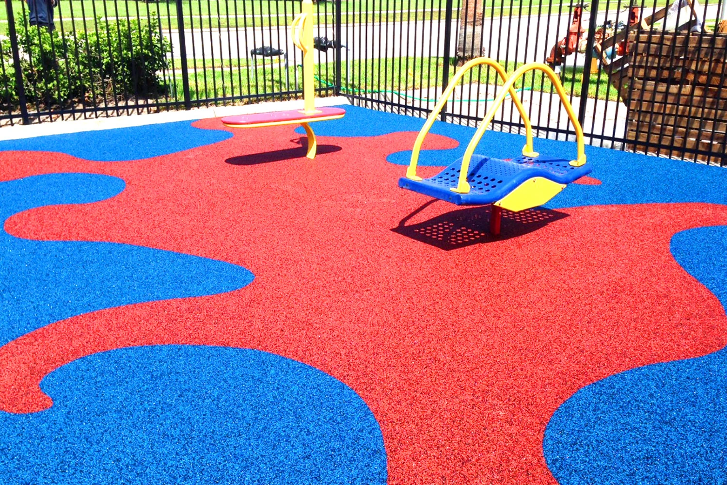 SYNLawn Chicago Rubber Surfacing