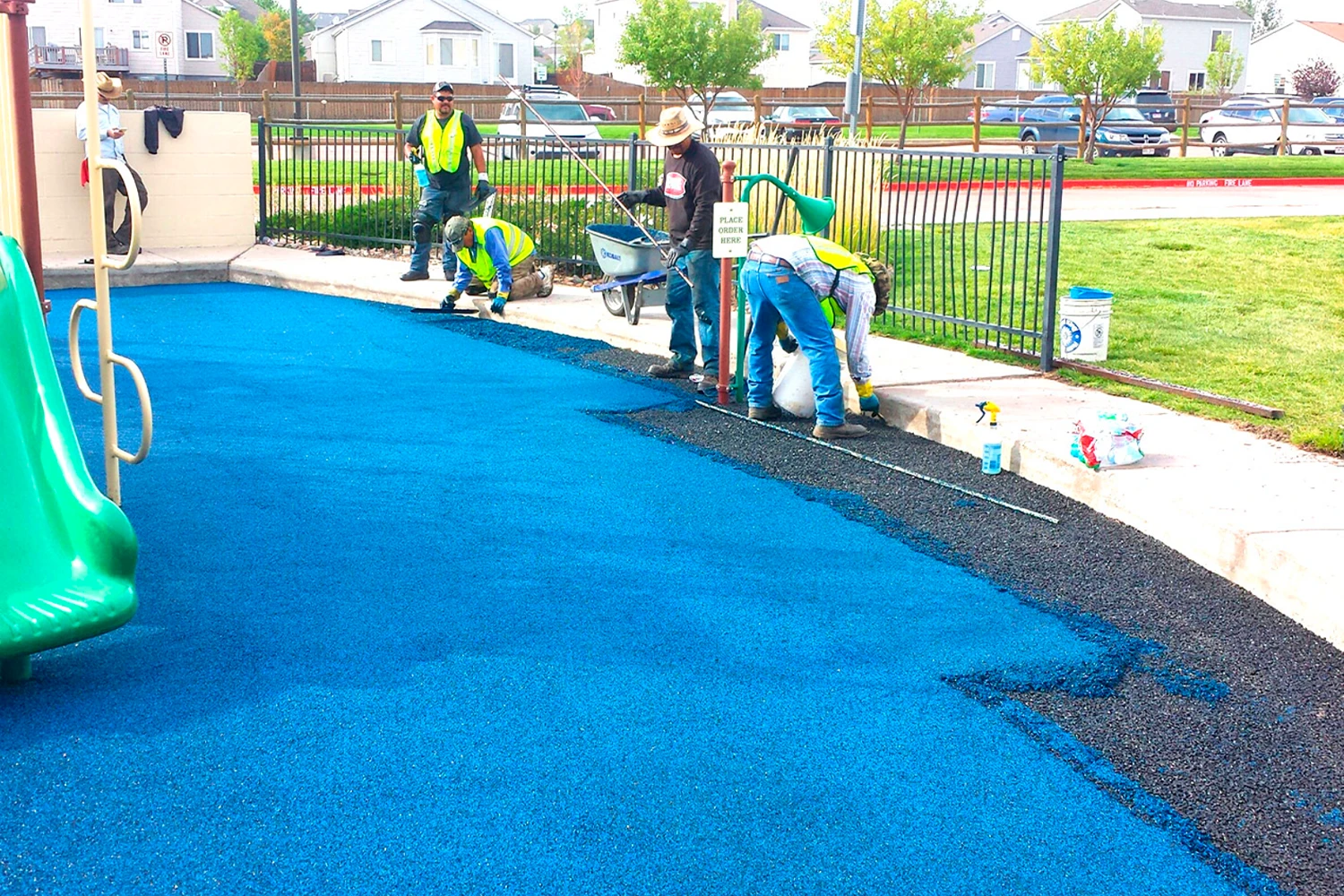 SYNLawn Chicago Rubber Surfacing